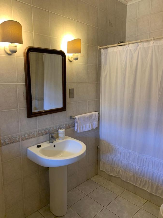 Bed & Breakfast ,Casa De Campo San Esteban,Linares Miraflores Luaran gambar